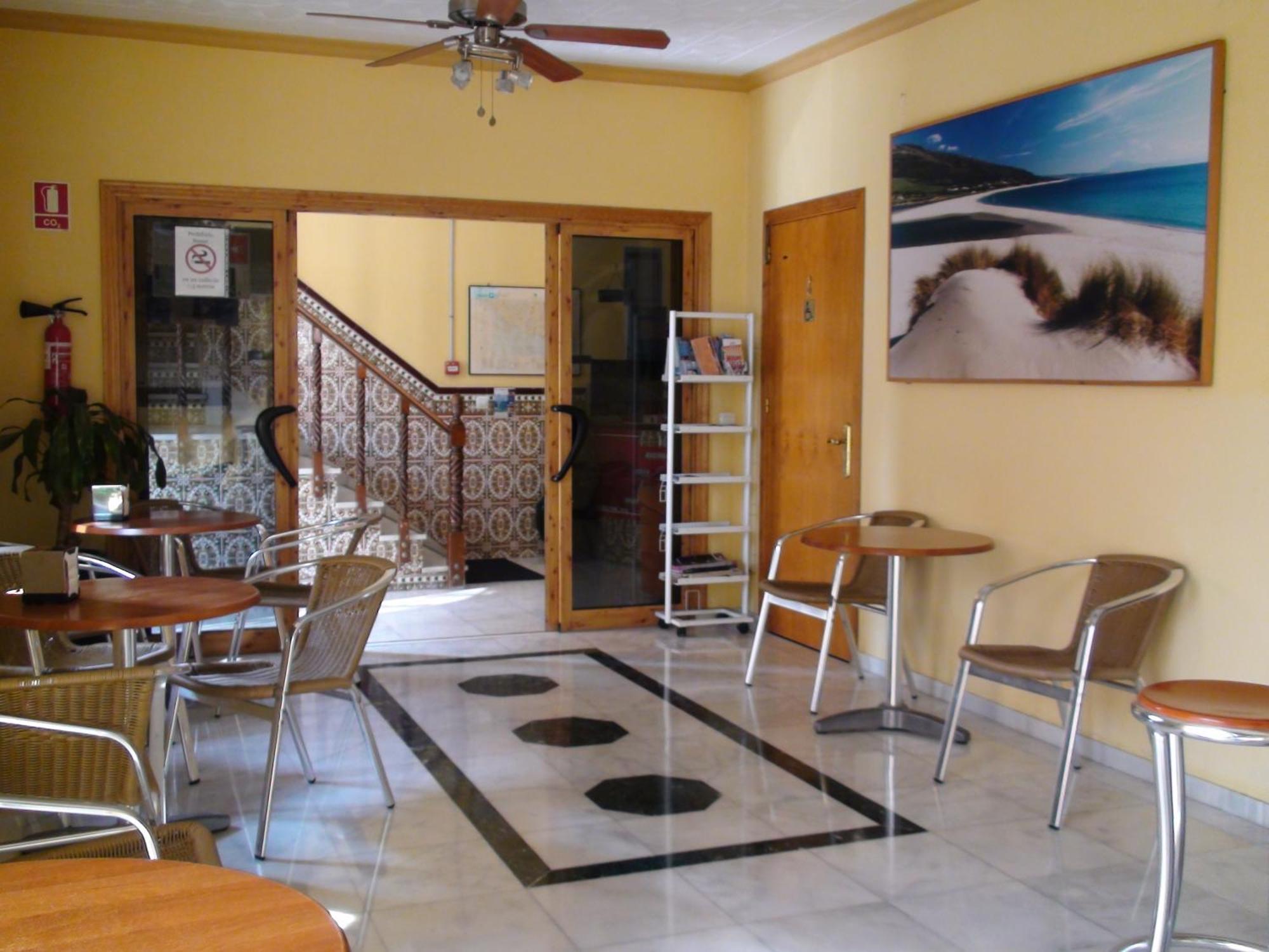 Hostal Tarik Hotell Tarifa Exteriör bild